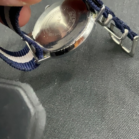 1968 Vintage Timex Marlin Runs. 33 MM Dial - Picture 7 of 7